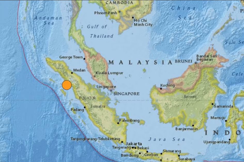 Trzęsienie ziemi o magnitudzie 6 nawiedziło w poniedziałek rano czasu lokalnego wybrzeże indonezyjskiej wyspy Sumatra - poinformowała amerykańska służba geologiczna USGS