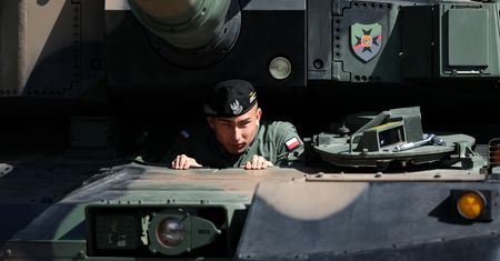 Polscy żołnierze w Korei Południowej. Szkolą się z obsługi K9 i K2