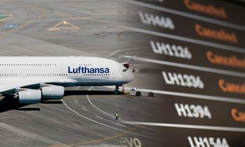 Odwołano setki lotów. Strajk uderzy w pasażerów