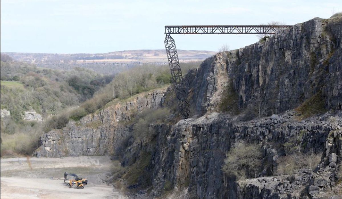 Kamieniołom obok wsi Stoney Middleton w hrabstwie Derbyshire.