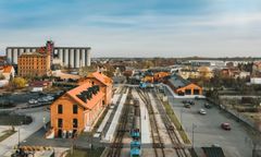 Stoi na stacji dom kultury. Centrum inspiracji na dworcu w Pleszewie