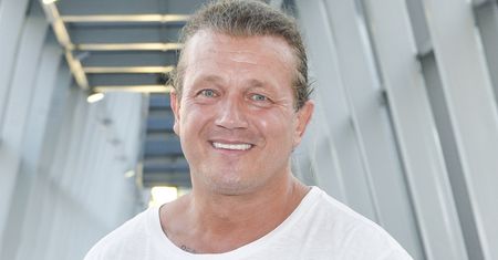 Szokujące wątki z biografii Jakimowicza. Przyznaje się do przestępstw