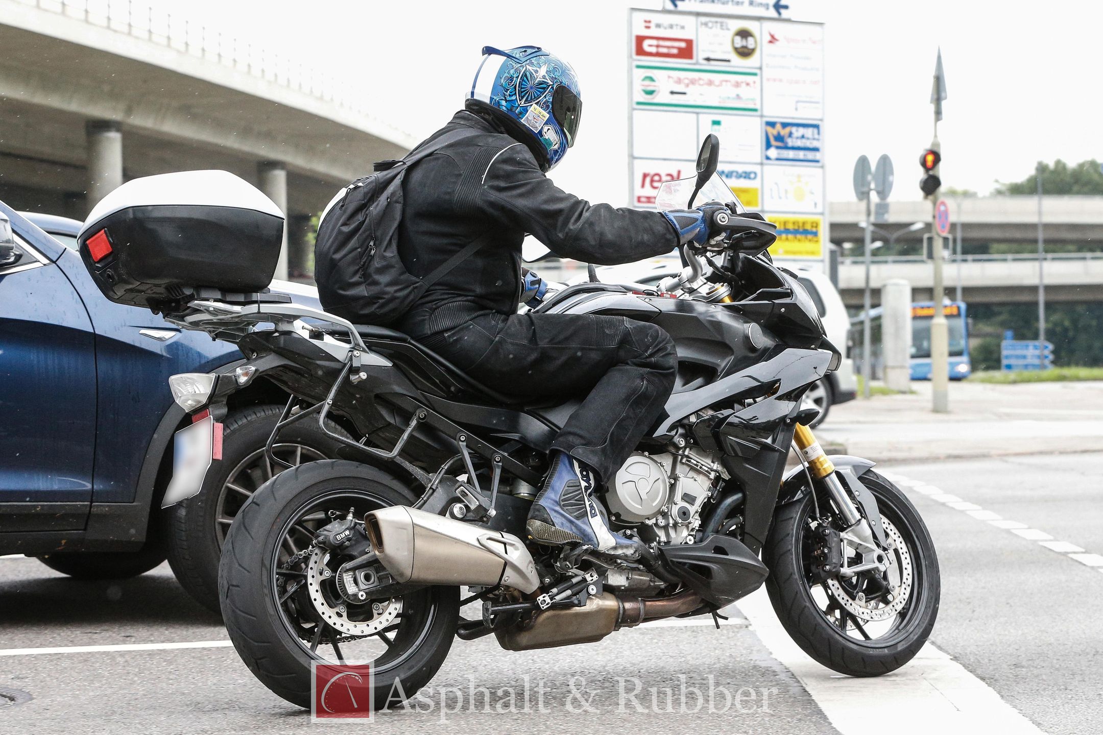Nowy na rynku turystyków: BMW S1000XR 3
