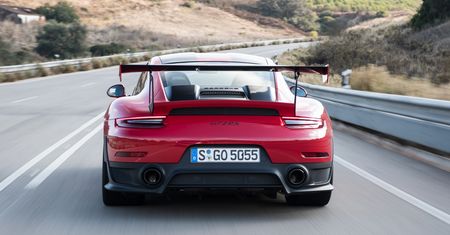 Nawet o to nie pytajcie. Porsche nie zrobi 911 GT2 RS z manualem