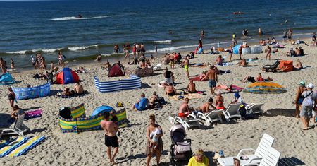Gdzie można się kąpać w Bałtyku? Pamiętajmy o tym znaku ratowników