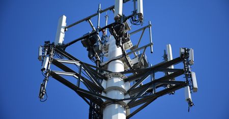 Czy rząd umie zbudować sieć komórkową? Nacjonalizacja 5G uratuje przed Chinami