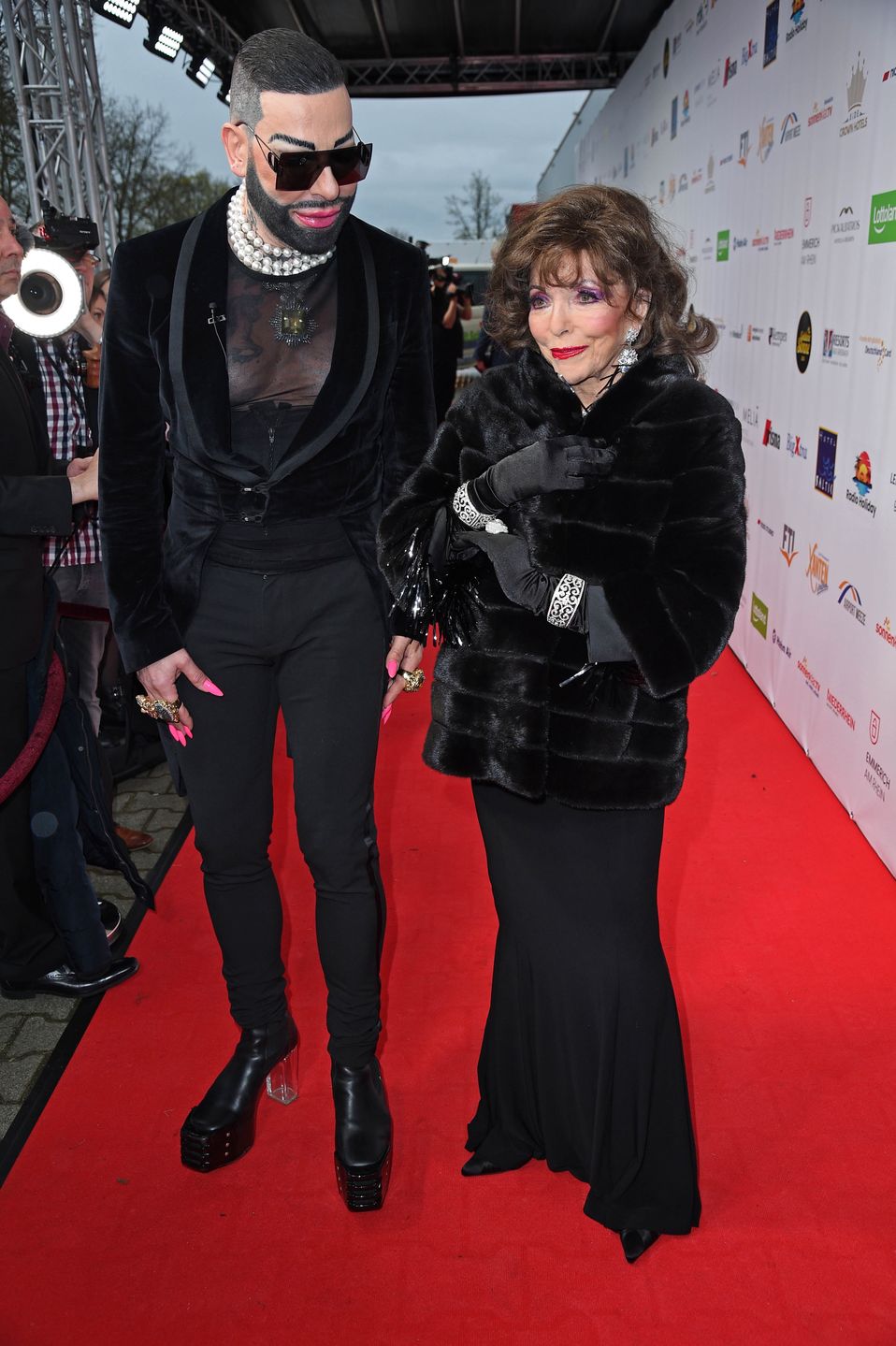 Joan Collins 