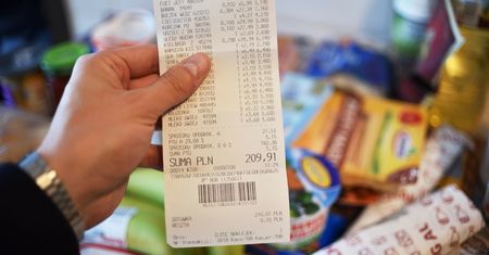 Firmy przerzucają koszty cen energii na klientów. Ile to jeszcze potrwa?