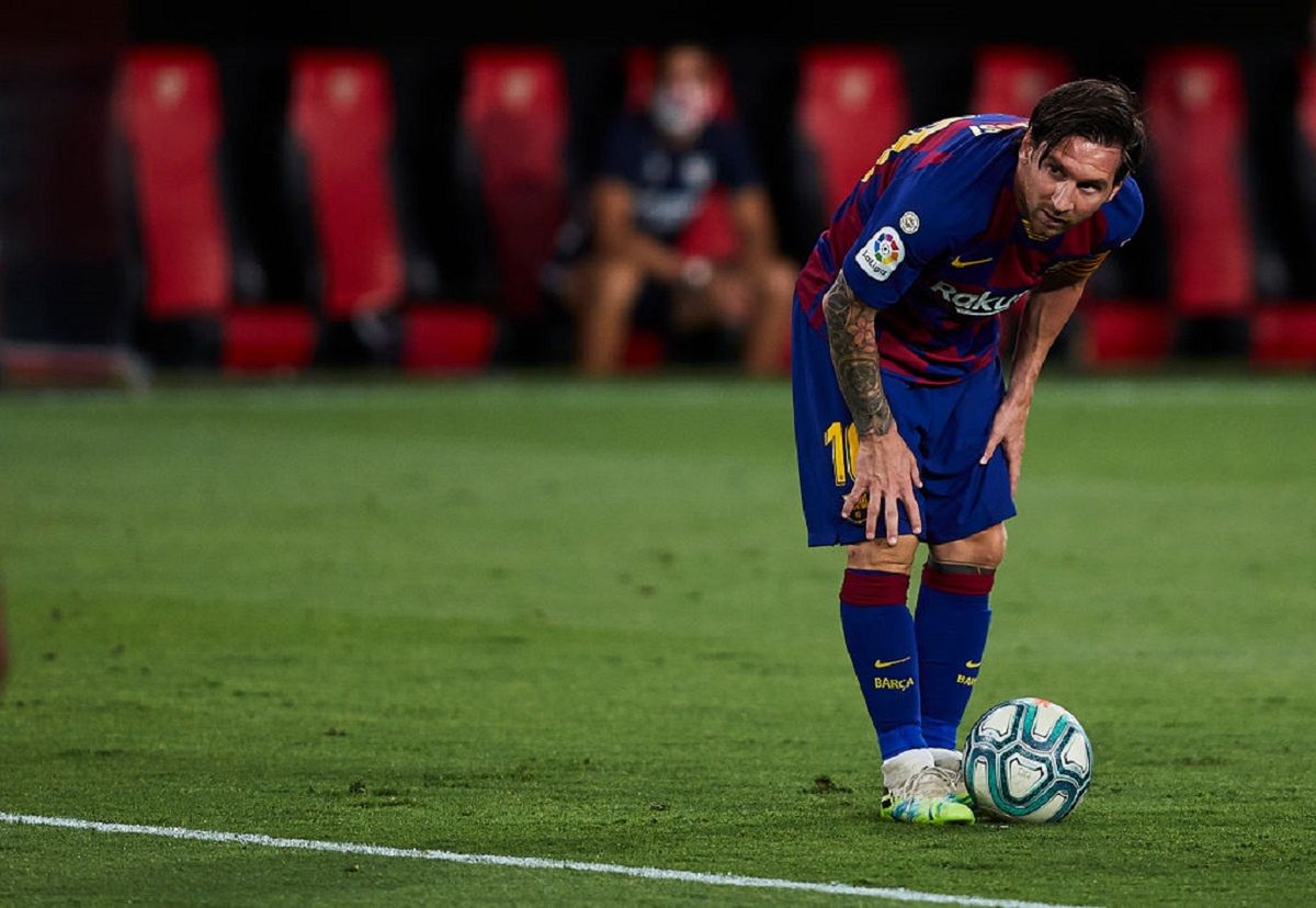 Awantura w Hiszpanii! Lionel Messi wpadł w furię i popchnął rywal. Sędzia oszczędził Argentyńczyka