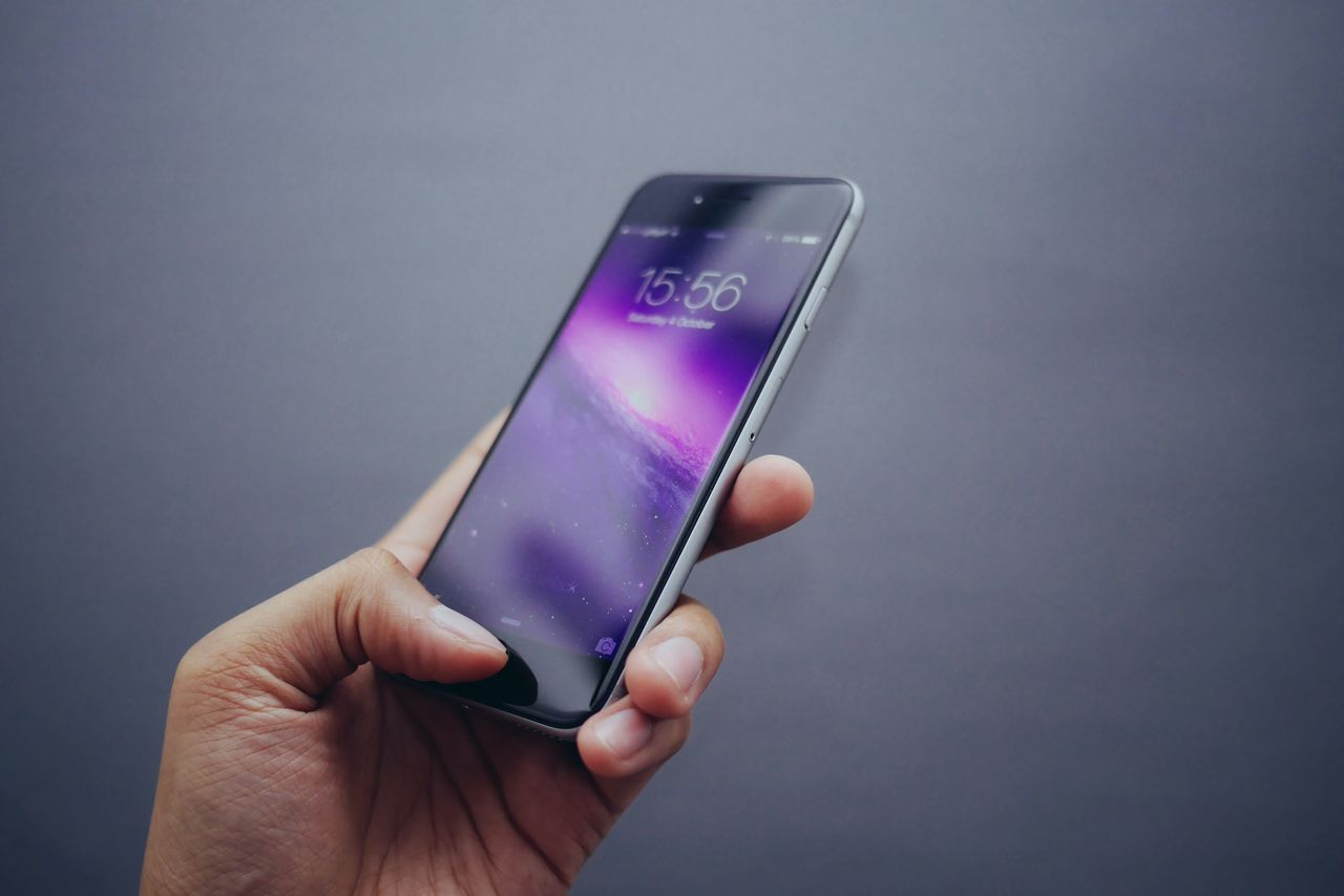 Ostrzeżenie WOC. Uważaj na SMS-y i komunikatory