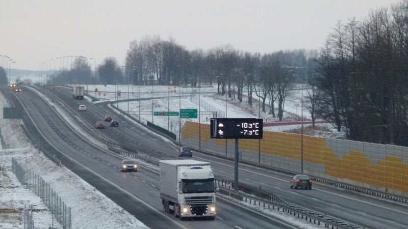 Autostrady dalej pozostaną "ziemią niczyją"