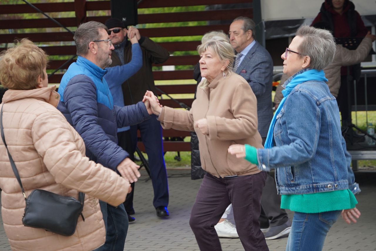 Taneczne środy dla Seniorów i seniorek, Piła, seniorzy