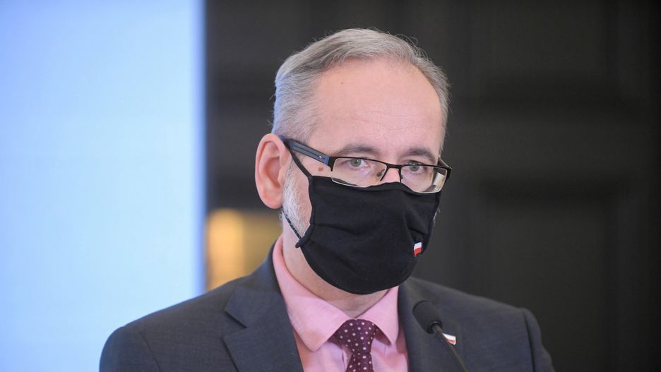 Koronawirus. Współczynnik reprodukcji wirusa maleje? Adam Niedzielski pokazał dane