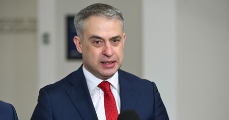 "To są fałszerstwa". Wicepremier o pomyłkach w liczeniu głosów