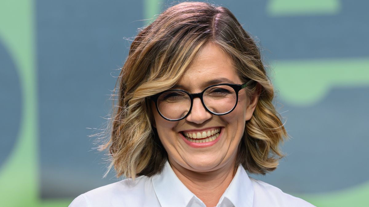 Magdalena Biejat
Pozna�, 14.05.2025. Wybory Prezydenta RP 2025 - kampania. Wicemarsza�kini Senatu, kandydatka Lewicy na fotel prezydenta RP w zbli�aj�cych si� wyborach Magdalena Biejat podczas wiecu wyborczego w Poznaniu, 14 bm. (sko) PAP/Jakub Kaczmarczyk
Jakub Kaczmarczyk
kampania, polityk, polityka, prezydencka, prezydenckie, spotkanie, wyborcza, wyborcze, wybory