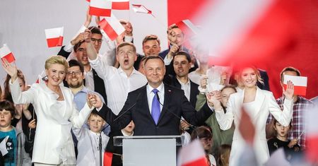 PKW: Oficjalne wyniki wyborów prezydenckich. Andrzej Duda zostaje prezydentem na drugą kadencję