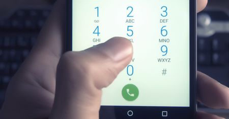 Numer do zapisania w telefonie. Apel Ministerstwa Cyfryzacji