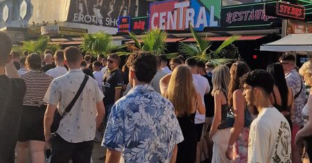 Zamienił Wrocław na wakacyjny raj. Komfortowy apartament w cenie polskiej kawalerki