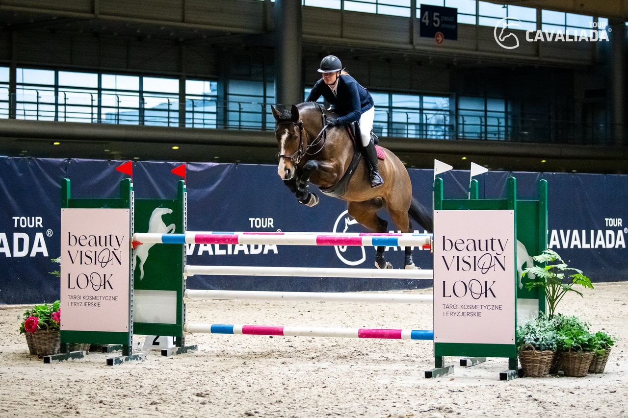 Ułani, fruwający Holender i triumfująca Joanna Pawlak czyli pierwszy dzień Cavaliady Poznań