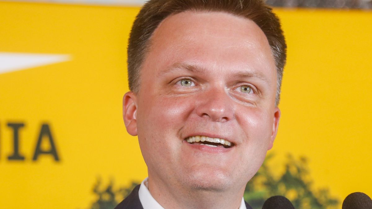 Ile zarabia Szymon Hołownia?