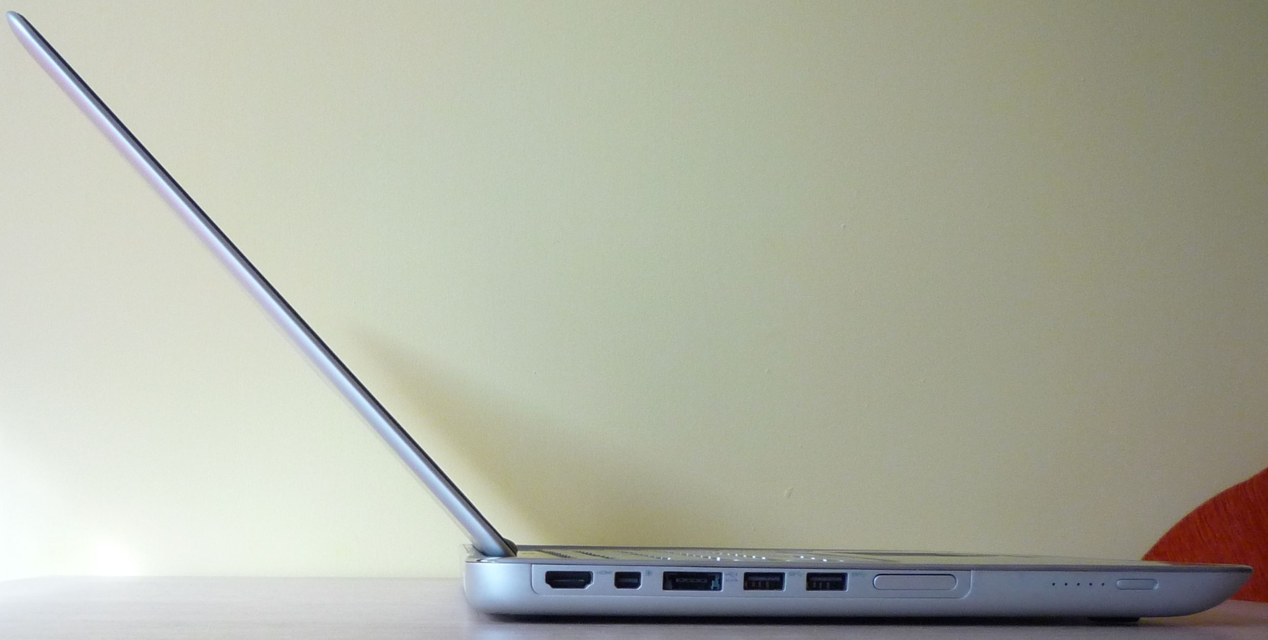 Dell XPS 15z - cieńszy, lżejszy, ale czy lepszy? [test cz. 1] 4