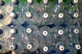 Naukowcy dementują mit o piciu wody. To na pewno cię zaskoczy