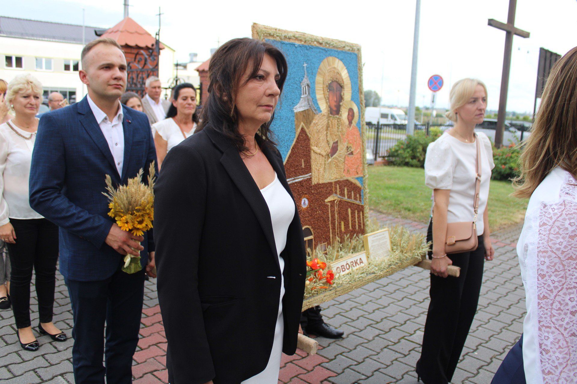 Dożynki parafialno-wiejskie w Zdziechowie. Najpierw msza święta, potem wspólne biesiadowanie na boisku przy OSP