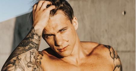 Mundek z "Love Island" ubolewa: "śmieją się ze mnie"