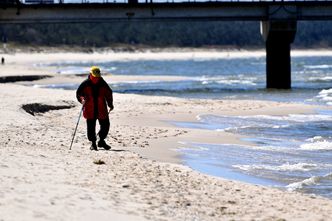 Koronawirus uderza w turystykę. "Nie odwołujmy jeszcze sezonu"