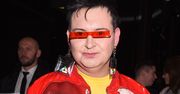 Michał Witkowski lansuje się torebką za tysiące złotych. Tak wyglądał na gali