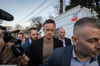 Nowy skandal z człowiekiem Orbána. Miliony za puste odrzutowce