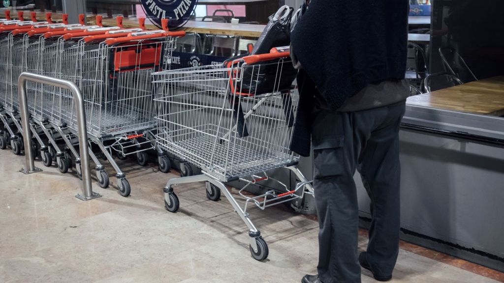 Food Now France's Biggest Inflation Driver
A customer collects a shopping cart outside an Auchan SA supermarket in Paris, France, on Monday, Oct. 10, 2022. Food prices have overtaken energy as the biggest factor behind inflation in France, according to the latest forecasts from statistics agency Insee. Photographer: Cyril Marcilhacy/Bloomberg via Getty Images
Bloomberg
shopping trolley, french, shops, suprmarkets, shop, european, eco, macro economics, consumer staples, inflation, emea, food stores supermarkets, euro members, consumer goods, e.u., eu, food stores grocery, industries, business news