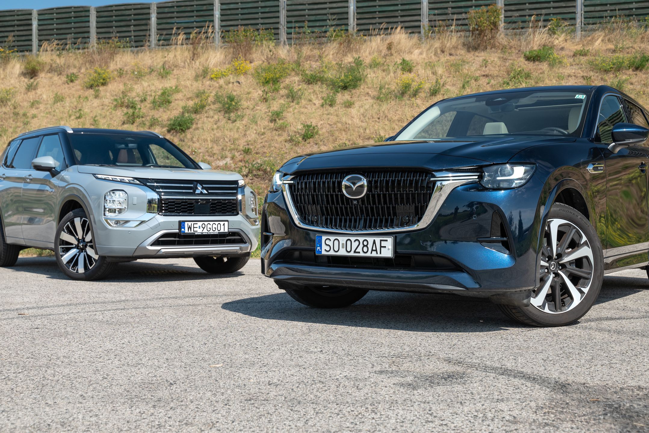 Mitsubishi Outlander PHEV vs. Mazda CX-60 e-SKYACTIV D