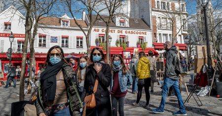 Koronawirus: Francja przygotowuje się na drugą falę pandemii COVID-19