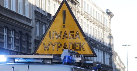 Warszawa. Na S2 zderzyło się pięć samochodów. Tworzą się korki