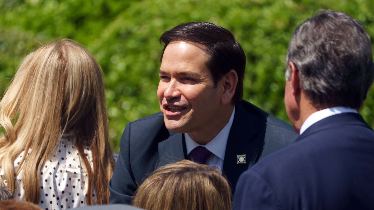 National Day of Prayer Event at the White House
epa12068058 US Secretary of State Marco Rubio attends the National Day of Prayer Event in the Rose Garden of the White House in Washington, DC, USA, 01 May 2025.  EPA/WILL OLIVER 
Dostawca: PAP/EPA.
WILL OLIVER
government