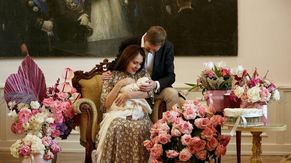 Leka II i Elia z księżniczką Geraldine w Pałacu Królewskim w Tiranie