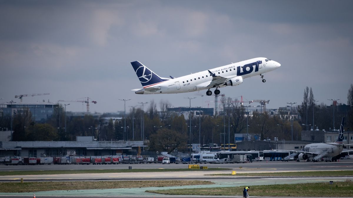 LOT Polish Airlines Embraer ERJ-170 (17000035 / SP-LDF) at Chopin Airport in Warsaw, Poland on April 22, 2022. The strike and mass resignations of air traffic controllers from the Polish Air Navigation Services Agency result in many delays and canceled flights in Polish airspace. (Photo by Mateusz Wlodarczyk/NurPhoto via Getty Images)