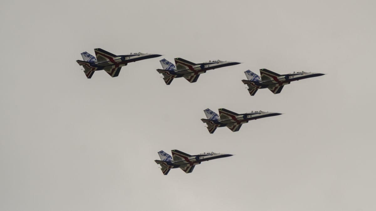 Tajwańskie samoloty przelatujące nad Tajpej