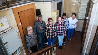 11 lat zwodzenia. "Wszystko jest wadliwe". Lokatorzy miejskiej kamienicy w Poznaniu mają dość