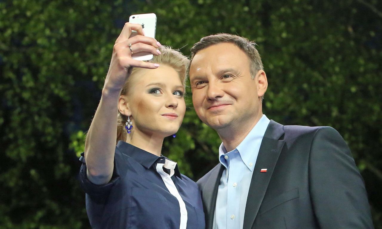 Kinga Duda pomylona z matką. Prezydent Andrzej Duda komentuje