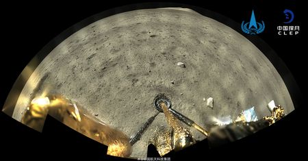 Chińska sonda zrobiła 119-megapikselowe zdjęcie powierzchni Księżyca w kolorze