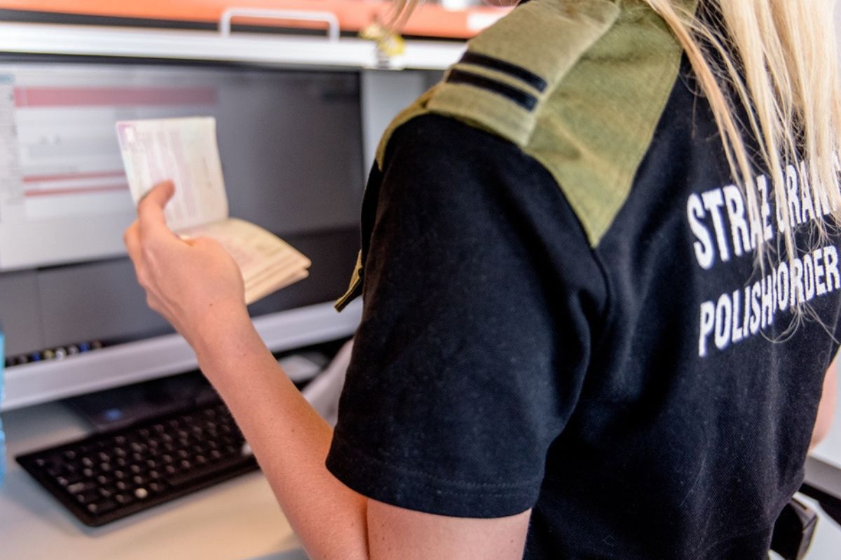 Przylecieli do Polski z Turcji. Straż Graniczna nie dała się nabrać