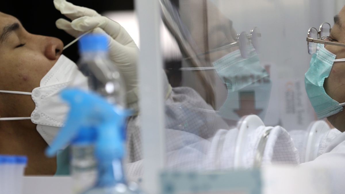 Nikt nie umarł z powodu zarażenia się wariantem Omikron? 