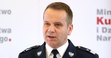 Spółka wygrywała policyjne przetargi. Współpracował z nią były zastępca komendanta