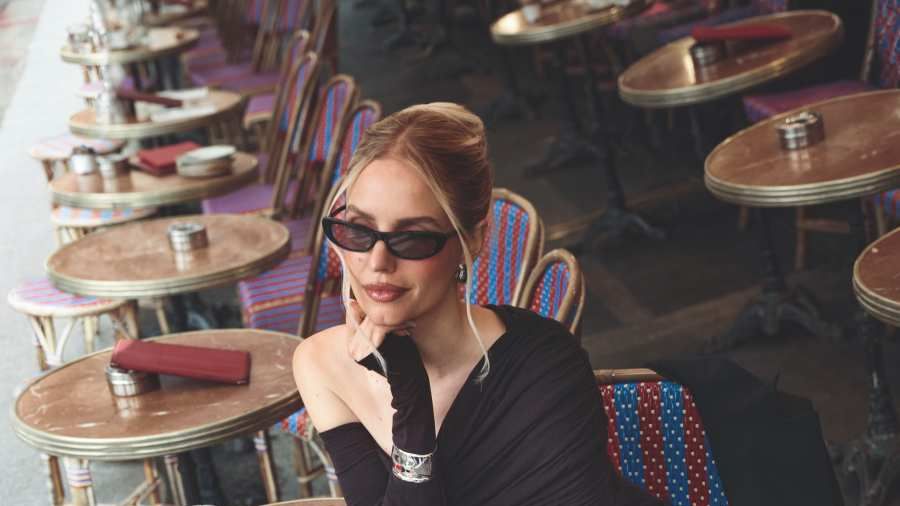 GUESS x Leonie Hanne