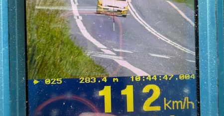 Szybkie utraty praw jazdy. 112 km/h w terenie zabudowanym