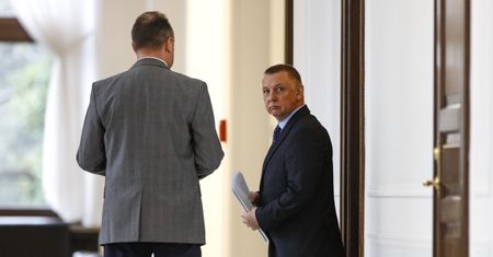 Afera w NIK. Marian Banaś komentuje decyzję o odwołaniu Dziuby: "Chodzi o niezależność działań"