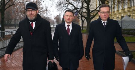 Znamy wydatki Konfederacji. Na liście przelewów fundacje Brauna i firma brata posła Berkowicza