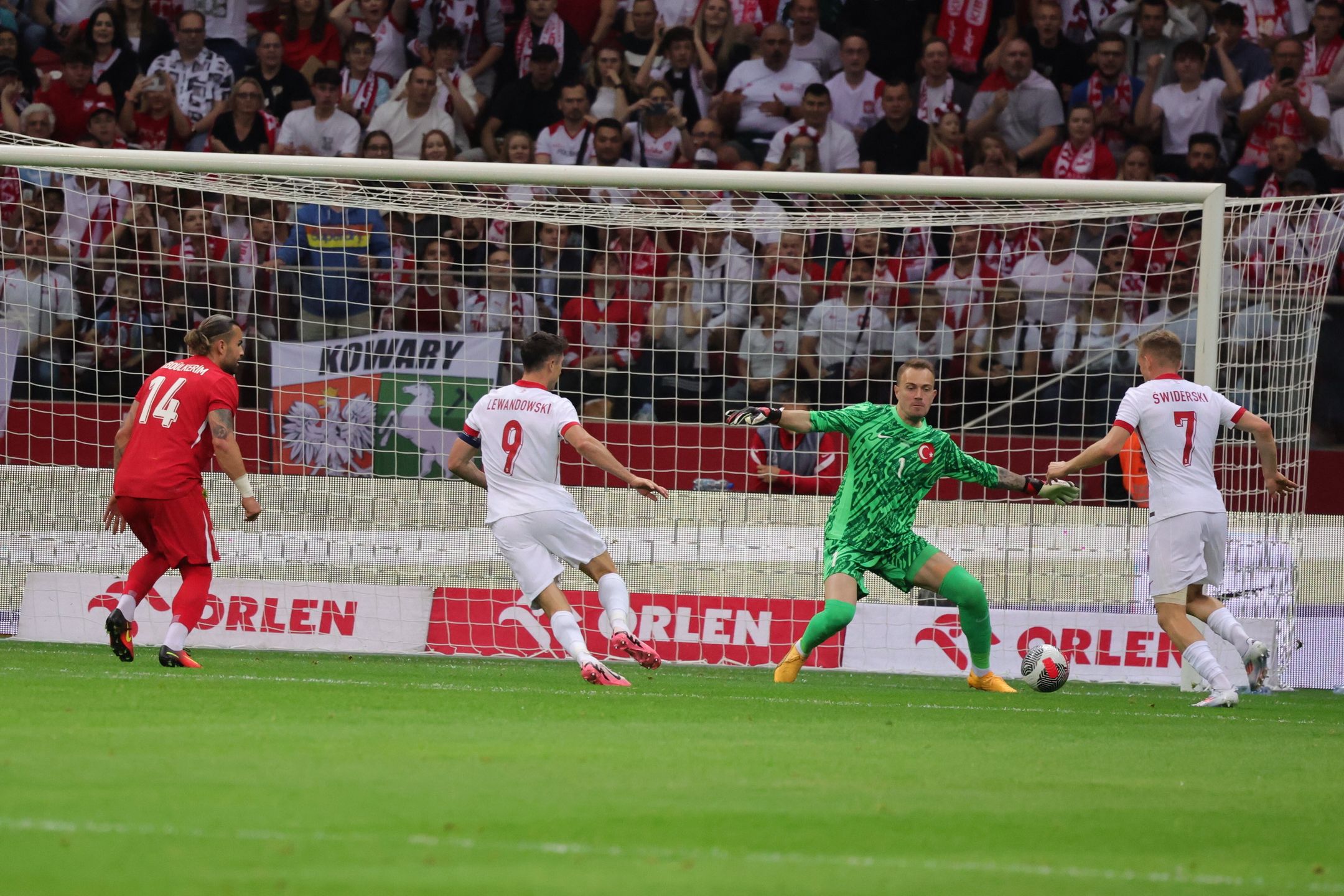 Twarda walka i remis Polaków z Turcją, kontuzje złapali Świderski i Lewandowski 